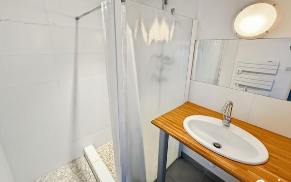 Appartement à vendre    3 pièces • 75,58 m2 Larmor-Plage