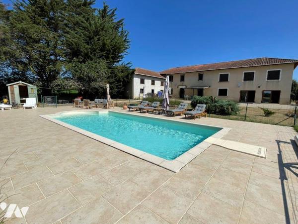 MIELAN (32) à 5min, superbe Gasconne et dépendances entièrement rénovée, superbe vue Pyrénées