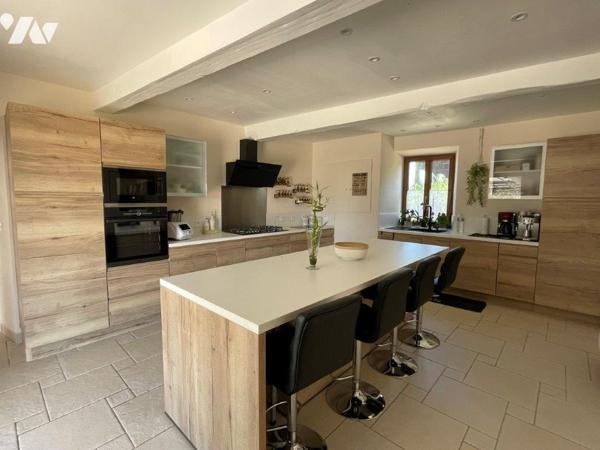 MIELAN (32) à 5min, superbe Gasconne et dépendances entièrement rénovée, superbe vue Pyrénées