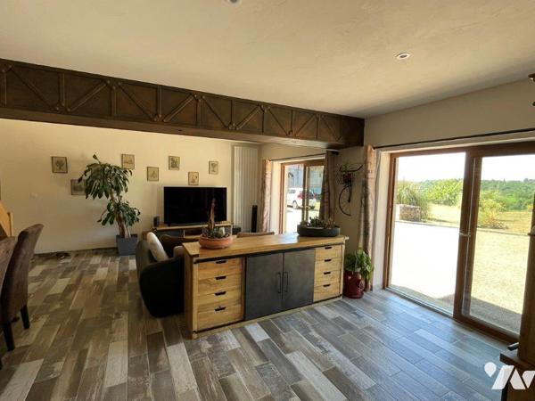 MIELAN (32) à 5min, superbe Gasconne et dépendances entièrement rénovée, superbe vue Pyrénées