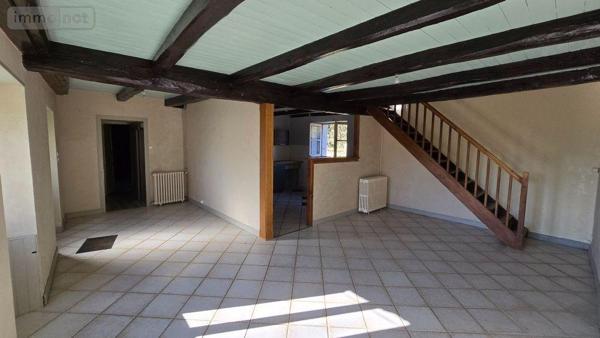 Maison rurale à vendre à Melle dans les Deux-Sèvres (79500), ref : 12434