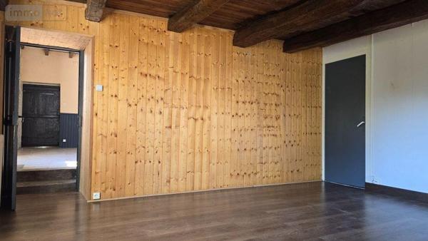 Maison rurale à vendre à Melle dans les Deux-Sèvres (79500), ref : 12434