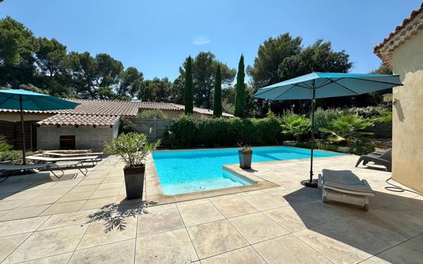 Maison à vendre    7 pièces •  Boissières