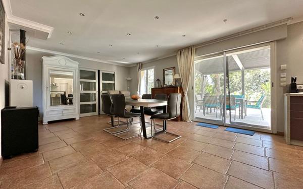 Maison à vendre    7 pièces •  Boissières