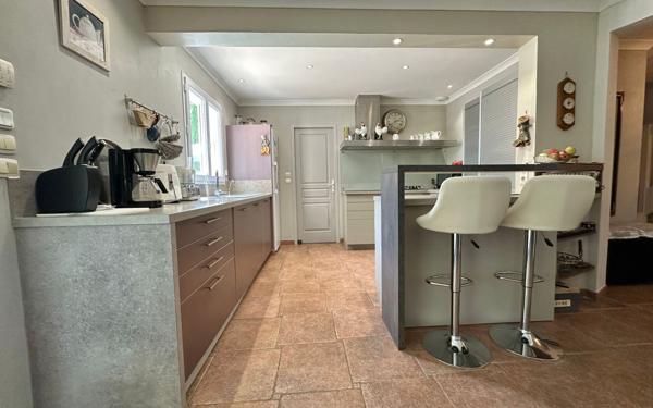 Maison à vendre    7 pièces •  Boissières