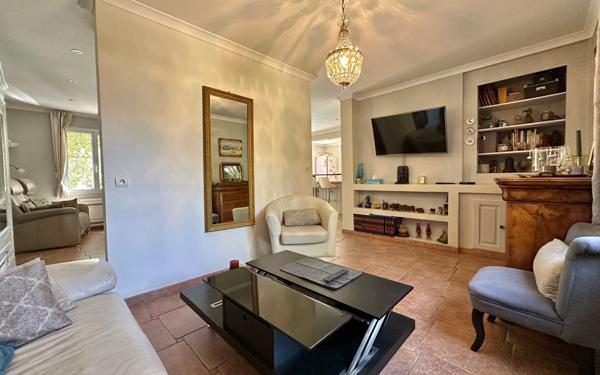 Maison à vendre    7 pièces •  Boissières