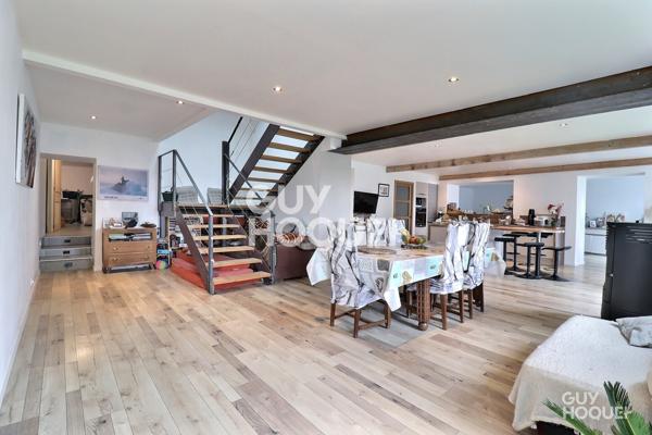 MAISON À VENDRE DE 7 PIÈCES DE 216,00 M²