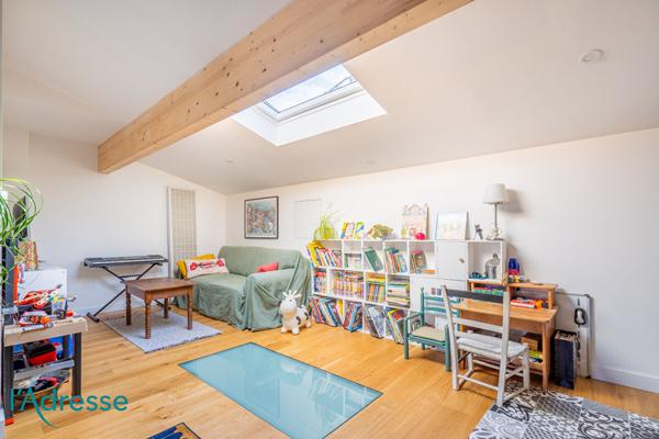 TALENCE - Belle échoppe de plus de 133 m² avec beau jardin et cave