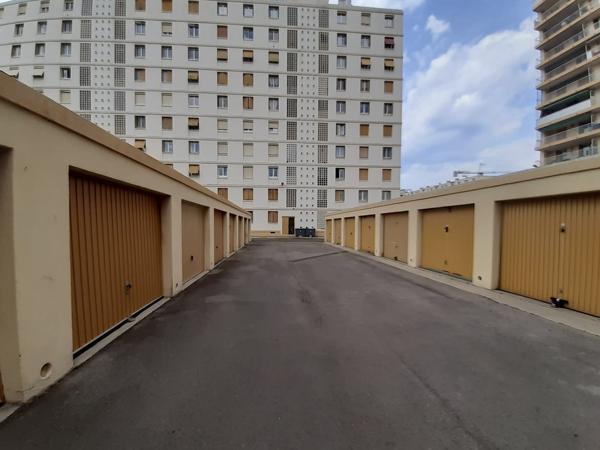 Annexes stationnement