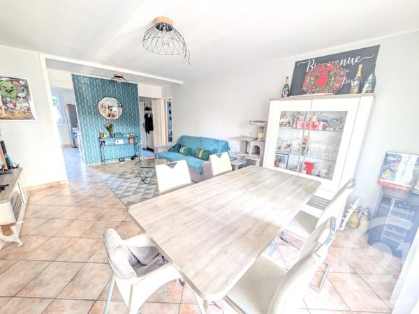 Appartement T4 à vendre  4 pièces - 91,70 m2 TOULON - 83