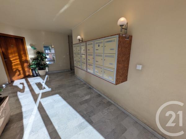 Appartement T4 à vendre  4 pièces - 91,70 m2 TOULON - 83