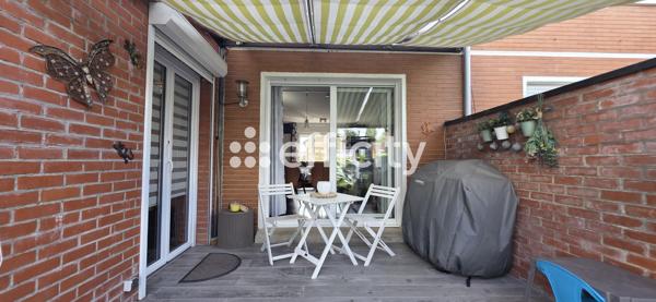 Maison
         5 pièces
        - 91 m² Exclusivité 289 000 € *