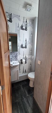 Maison
         5 pièces
        - 91 m² Exclusivité 289 000 € *