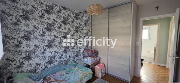 Maison
         5 pièces
        - 91 m² Exclusivité 289 000 € *