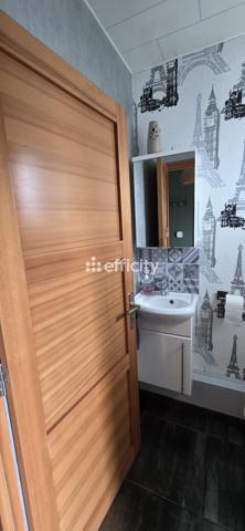 Maison
         5 pièces
        - 91 m² Exclusivité 289 000 € *
