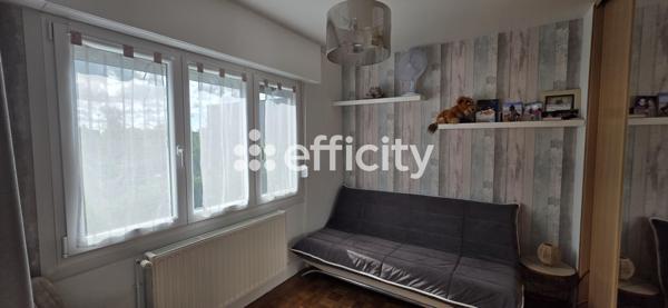 Maison
         5 pièces
        - 91 m² Exclusivité 289 000 € *