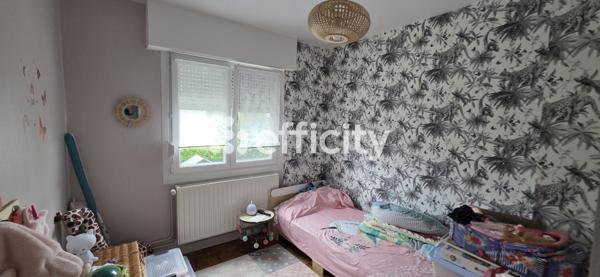 Maison
         5 pièces
        - 91 m² Exclusivité 289 000 € *