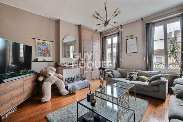 À vendre au COEUR DE MONPLAISIR, appartement T3 de 104 m² avec garage et cave - Lyon (69008)