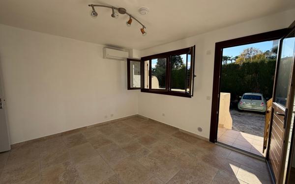 Appartement à louer    1 pièce • 19,07 m2 Golfe Juan - Vallauris