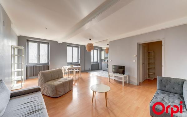 Appartement à vendre    3 pièces • 74,85 m2 Caluire-et-Cuire