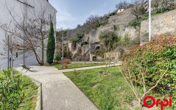 Appartement à vendre    3 pièces • 74,85 m2 Caluire-et-Cuire