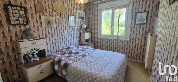 House for sale 5 rooms 111 m² Saint-Jean-d'Angély