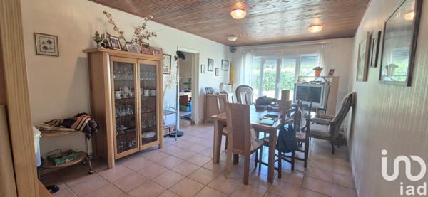 House for sale 5 rooms 111 m² Saint-Jean-d'Angély