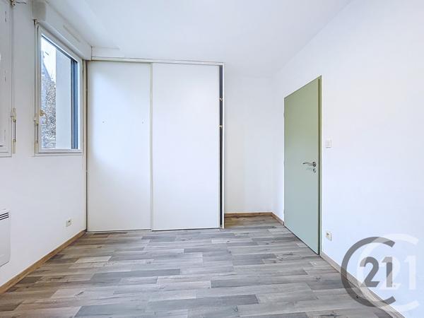 Appartement F3 à vendre  3 pièces - 56 m2 STE SAVINE - 10