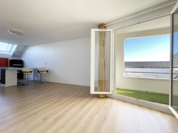 Duplex T4 lumineux de 103 m² - Île de Nantes – Place Galarne