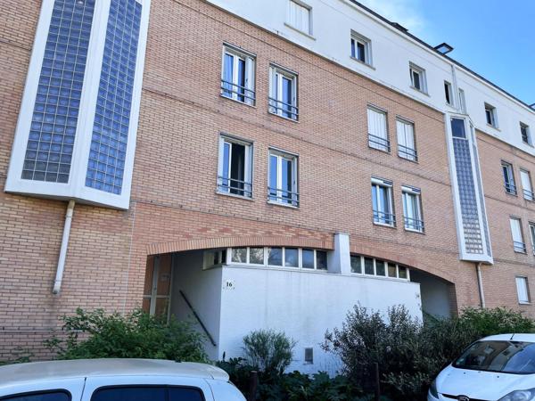 Duplex T4 lumineux de 103 m² - Île de Nantes – Place Galarne
