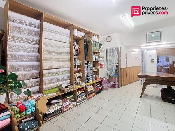 Local Le Vigan 3 pièce(s) 81 m2