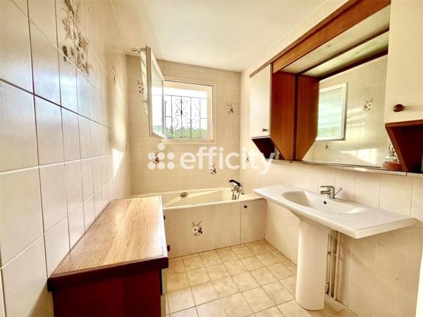 Maison 3 pièces - 81 m²