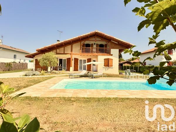 Maison à vendre 5 pièces 142 m² Saint-Martin-de-Seignanx