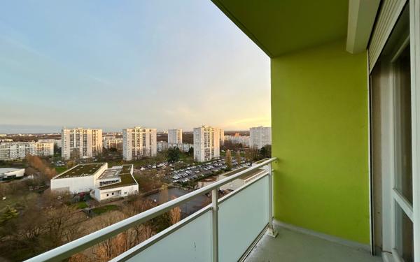 Appartement à vendre    2 pièces • 45,50 m2 Ris-Orangis