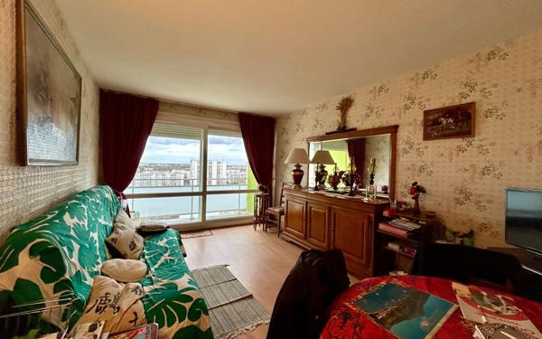 Appartement à vendre    2 pièces • 45,50 m2 Ris-Orangis