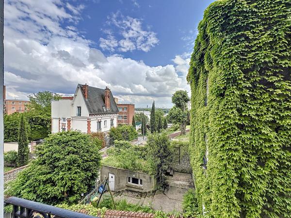 Appartement Suresnes 3 pièce(s) 57 m2