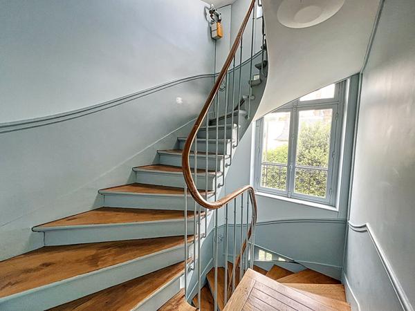 Appartement Suresnes 3 pièce(s) 57 m2