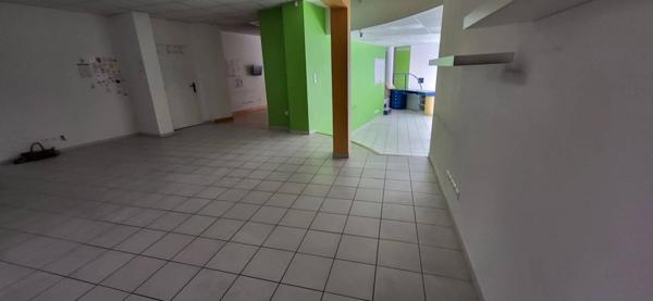 immeuble avec 3 appartements et un local commercial Centre Bergerac