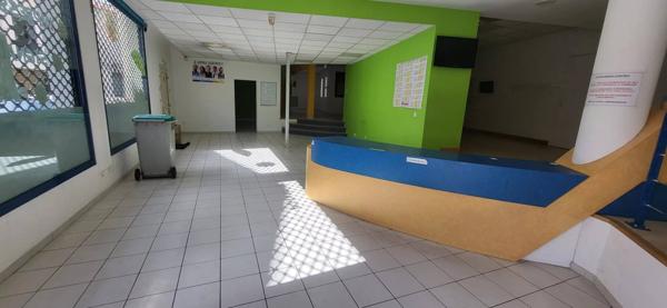 immeuble avec 3 appartements et un local commercial Centre Bergerac