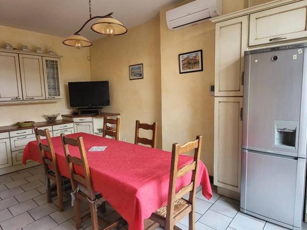 immeuble avec 3 appartements et un local commercial Centre Bergerac