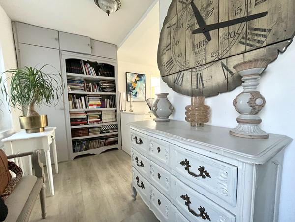 ANDEVILLE - CHARMANTE MAISON ANCIENNE AU STYLE CONTEMPORAIN 6 PIECES - PARFAITEMENT ENTRETENUE - AUCUN TRAVAUX A PREVOIR