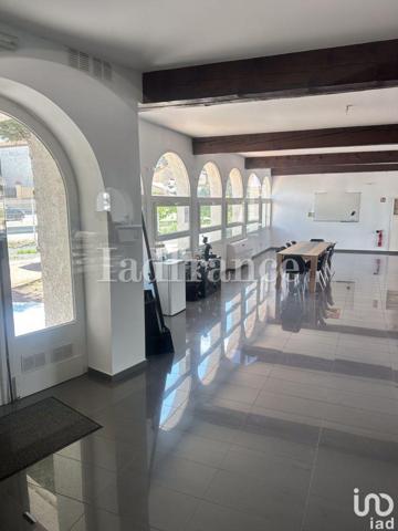 Boutique/Local commercial à vendre 330 m² Villemolaque