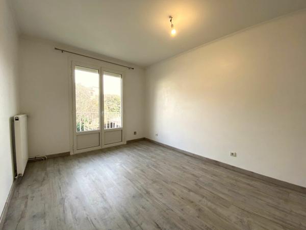 Immeuble à vendre    6 pièces •  Agen