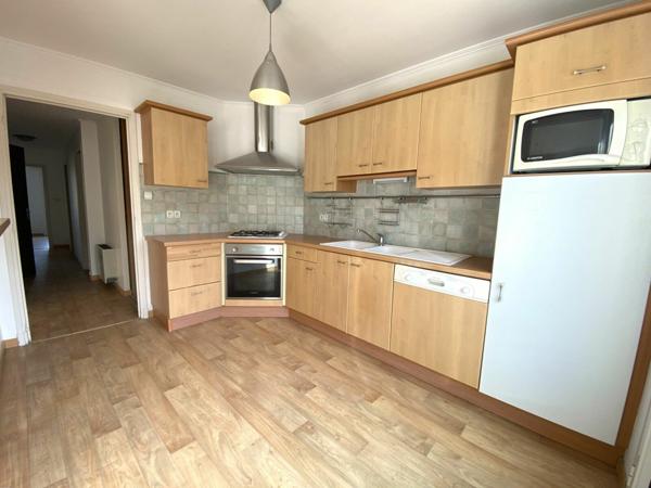 Immeuble à vendre    6 pièces •  Agen