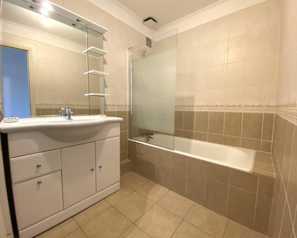 Immeuble à vendre    6 pièces •  Agen