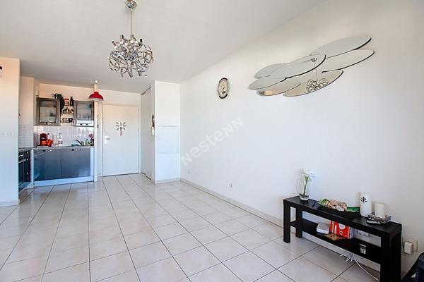 Appartement T2 de 43 m² environ avec terrasse ? Vitrolles ? Petite copropriété sécurisée