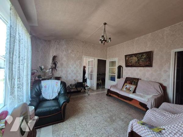 Maison à Vendre à Merville (59660) en Nord (59)

Cette maison de 65 m² est implantée sur un t...