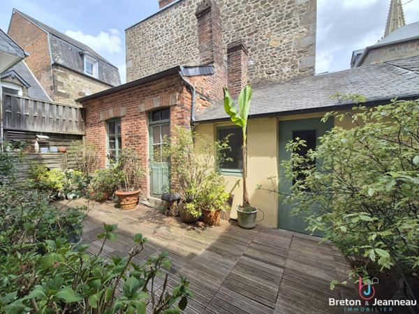 Maison avec local à La Ferté Macé