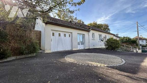 PAVILLON PLAIN PIED PRES CENTRE