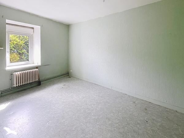 Immeuble à vendre 171 359 € Belle-Isle-en-Terre 205 m² DPE F